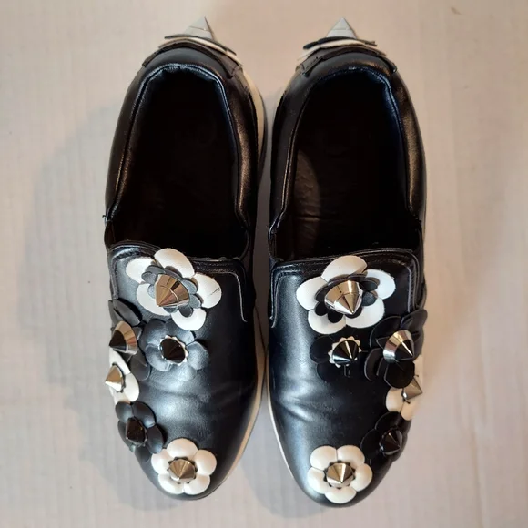 Black White Flower Embellished Slipon Sneakers - Picture 5 of 16
